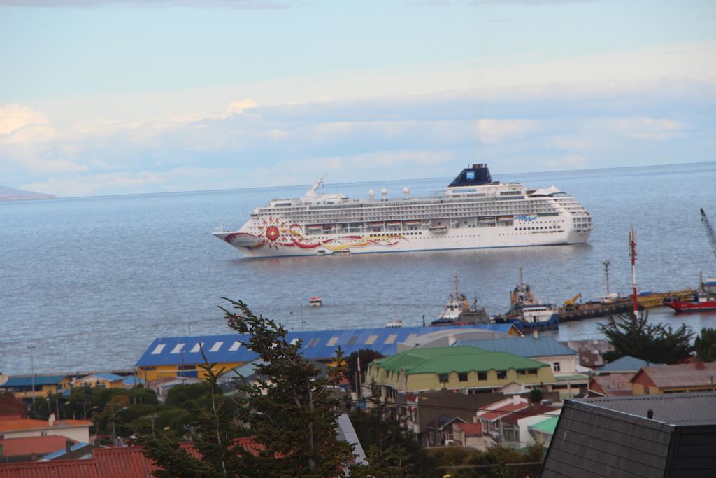 Hostal Fernando De Magalhaes Punta Arenas Exterior foto